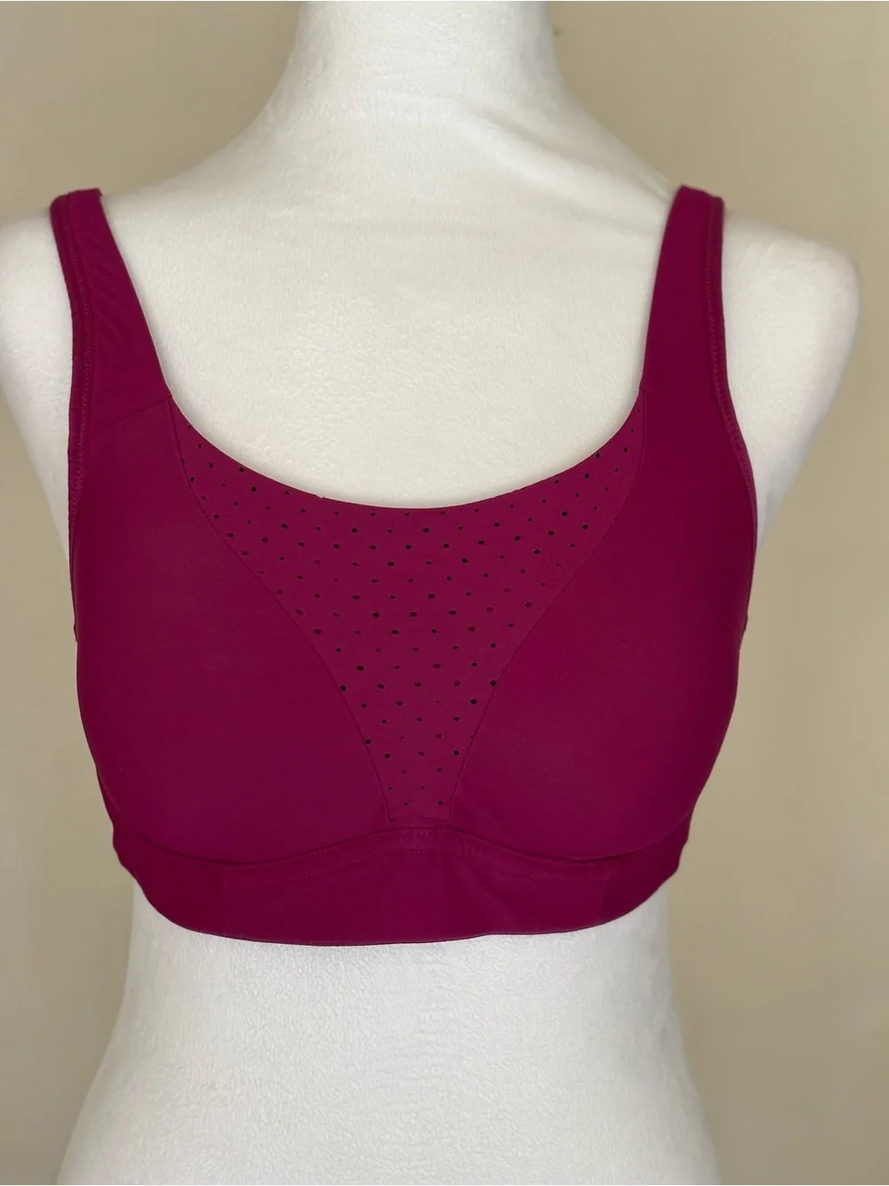 Lululemon Run Times Sports Bra in Plum Size 34 C
